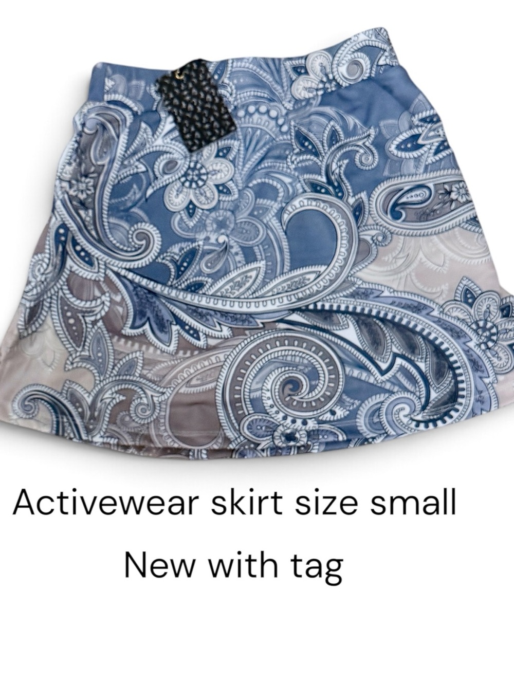 21 GRAMS Golf/Tennis Skirt/Skort Small NWT Paisly Design